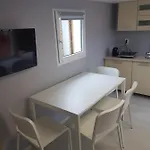 Nocleg ze śniadaniem Fus 3*
