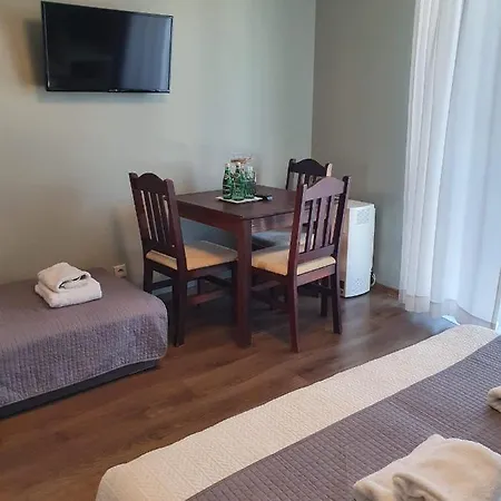 Fus Alojamento de Acomodação e Pequeno-almoço Jarosławiec